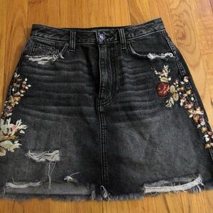 Abercrombie & Fitch Skirts - Abercrombie & Fitch black denim skirt Abercrombie & Fitch Skirts - Abercrombie & Fitch black denim skirt